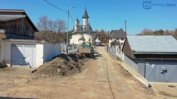 Lucrările de asfaltare a străzii Aleea Jupiter, până la Biserica Sfântul Ioan cel Nou 4