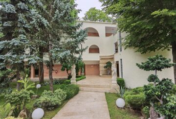 Paradisul verde din Venus - Dana Resort 4 stele, cu peste 15.000 de mp de grădina și sute de specii de arbori și arbuști