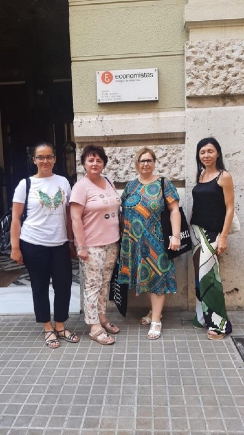 Profesori de la Colegiul Economic Suceava, într-un schimb de experiență în Spania