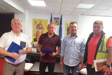 Semnarea contractului de reparații stradale în municipiul Suceava, între primarul Ion Lungu si reprezentanții asocierii de firme