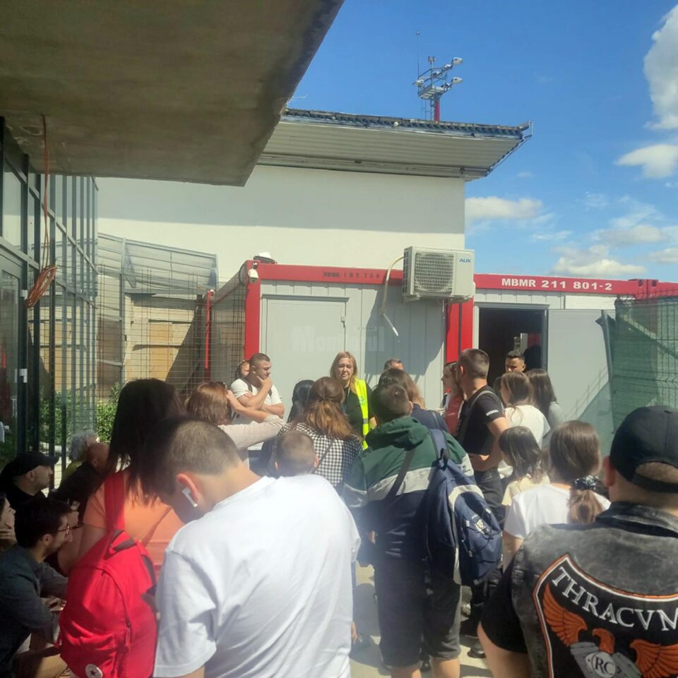 Peste 100 de pasageri blocați pe Aeroportul Suceava după ce o aeronavă Ryanair s-a defectat