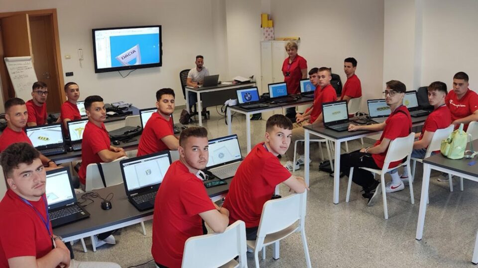 Proiectul „Oportunități și provocări 2022”, la Colegiul Tehnic „Lațcu Vodă” Siret
