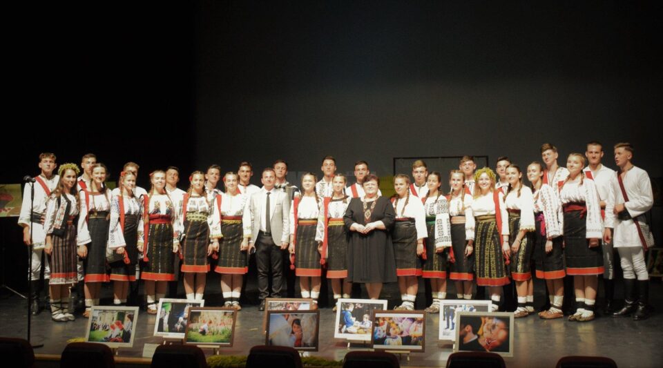 „Sânzienele copiilor”, festival-cultural filantropic pentru copii și tineret (3).jpg