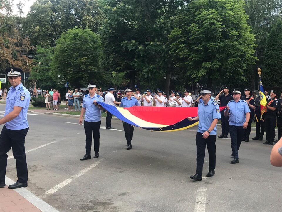 Ziua Drapelului Național a fost marcată la Suceava printr-un ceremonial militar