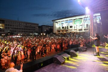 Peste 12.000 de participanți la concertele organizate în Centru, de Zilele Sucevei 2022