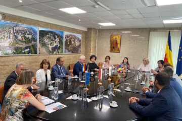 Delegații din orașele înfrățite Chișinău, Soroca, Karavas și Sosnowiec, primite la Zilele Sucevei 1