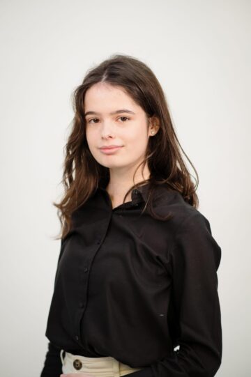 Miruna Ștefana Buliga Colegiul Național Petru Rares Suceava .jpg