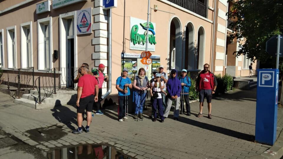 Excursiile montane, plimbările cu caiacul și escaladele gratuite pentru turiști, reluate de Salvamont Vatra Dornei de la 1 iulie FOTO Facebook Salvamont Vatra Dornei