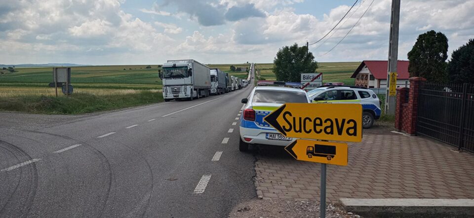 Coloana de tiruri spre PTF Siret