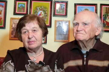 Scriitoarea Alina Andruhovici și regretatul cercetător și pictor Filon Lucău, în vremurile de aur ale creației