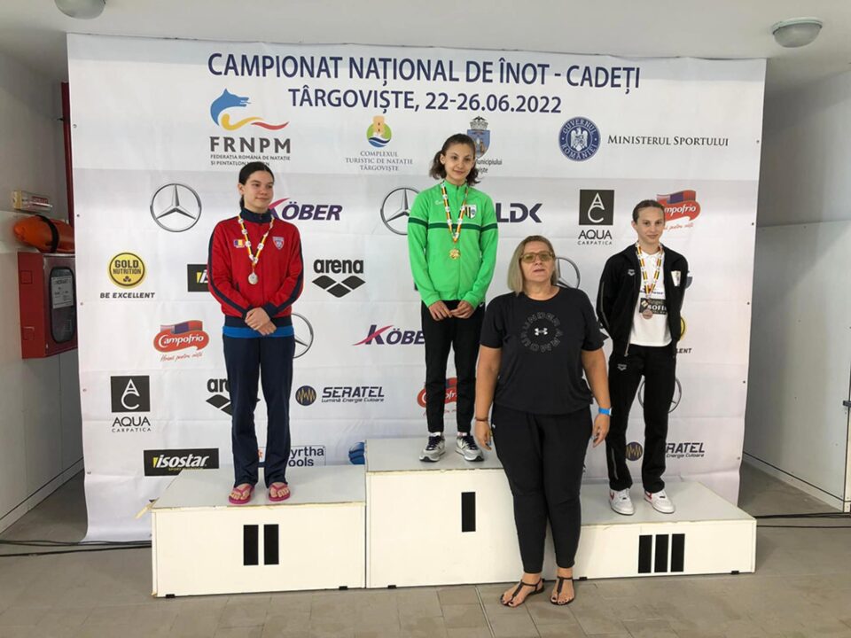 Înotătorii fălticeneni s-au întors cu 16 medalii de la Campionatul Național de cadeți