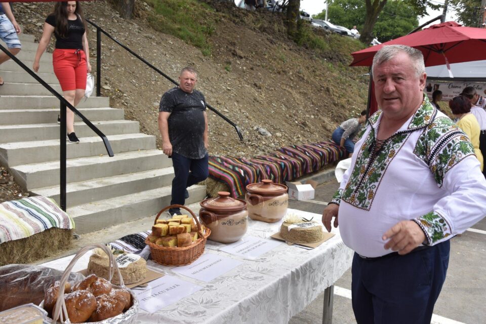 Primarul Comunei Cornu Luncii, Gheorghe Fron