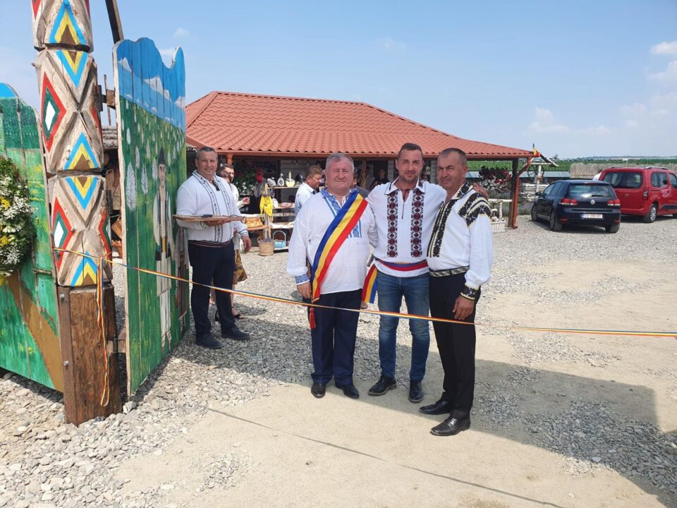 La Cornu Luncii s-a inaugurat „Satul românesc de altădată”