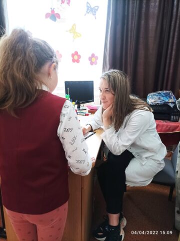 Pe parcursul a 6 săptămâni, studenții de la USV au evaluat 418 elevi Studenții care au participat la evaluare