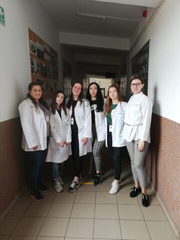 Pe parcursul a 6 săptămâni, studenții de la USV au evaluat 418 elevi Studenții care au participat la evaluare