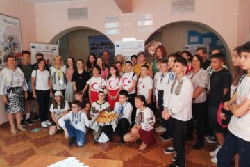 Elevi și profesori din Lituania, Grecia, Portugalia, Slovacia și Turcia la Școala Gimnazială Nr. 4 Suceava, într-o experiență de mobilitate Erasmus+, în cadrul proiectului „Let's go to learn outside !”