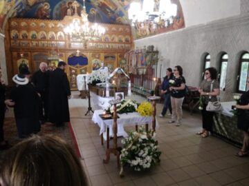 Sicriul cu trupul neînsuflețit al sucevencei Roxana Alina Donisan a ajuns acasă