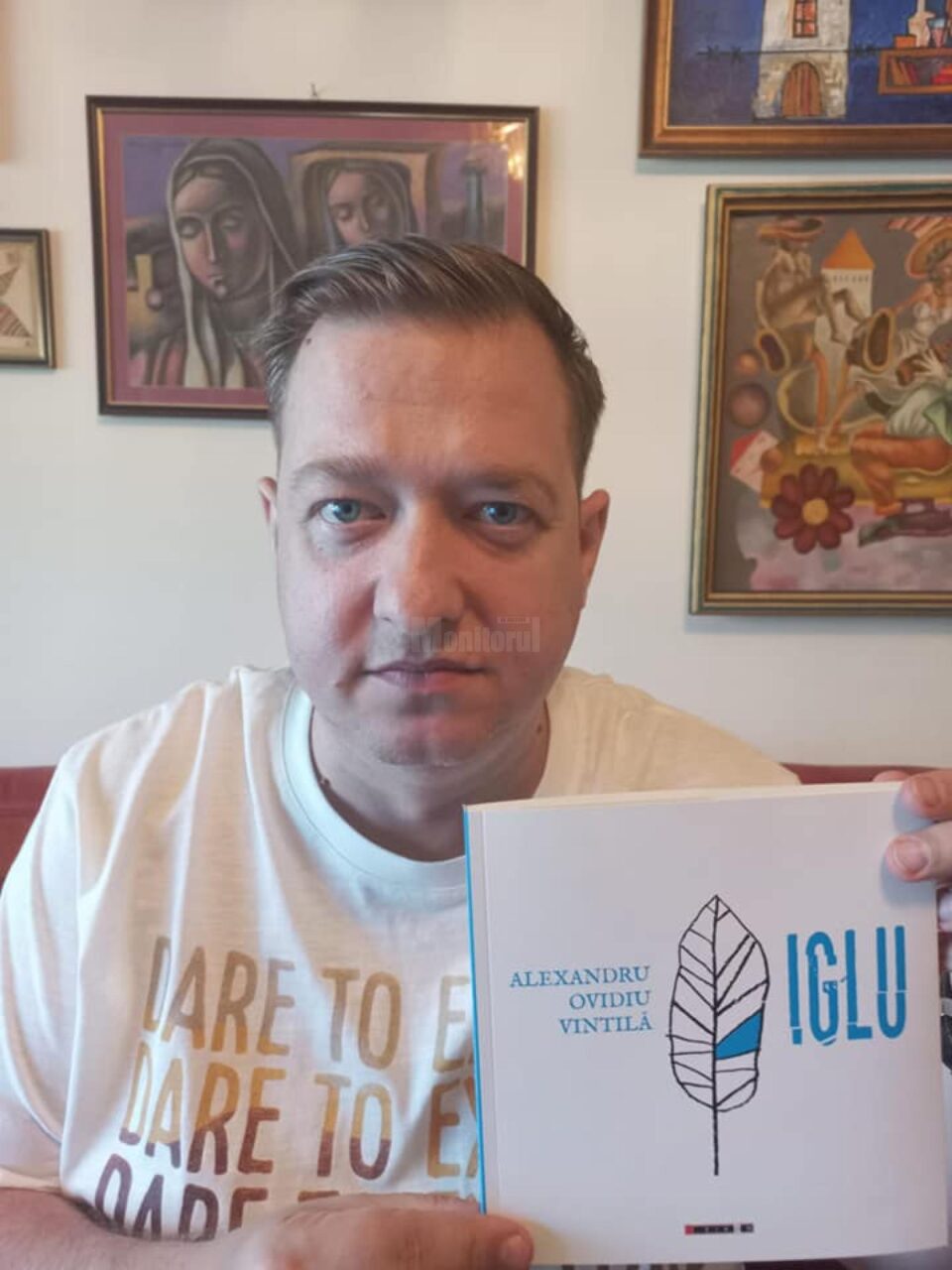 „Iglu”, un nou volum de poezie semnat de Alexandru Ovidiu Vintilă