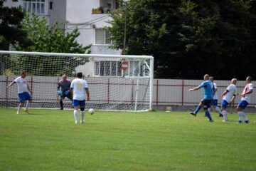 Fostele glorii ale fotbalului fălticenean s-au întâlnit în meciul anului de old-boys