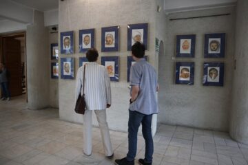 Chipuri de copii într-o nouă expoziție semnată de pictorul Radu Bercea