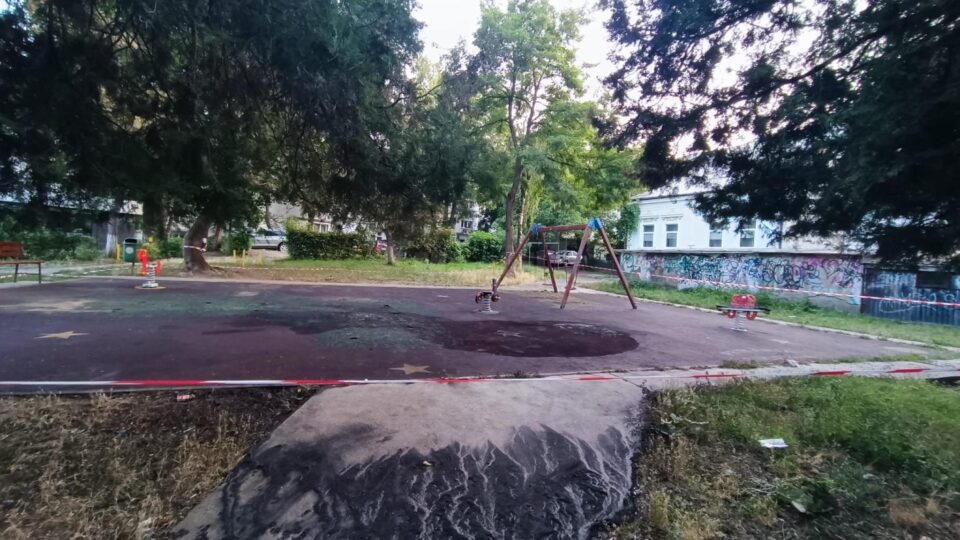 Spațiul de joacă după incendiu