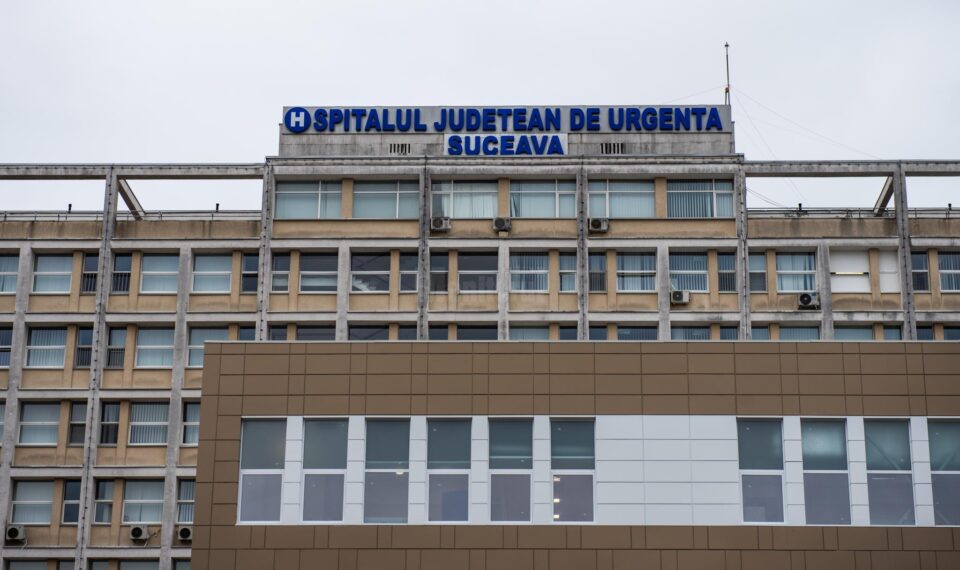 Pacienta cu formă gravă de botulism, salvată de medicii suceveni, după 3 săptămâni de trudă, la ATI Pacienta cu formă gravă de botulism, salvată de medicii suceveni, după 3 săptămâni de trudă, la ATI
