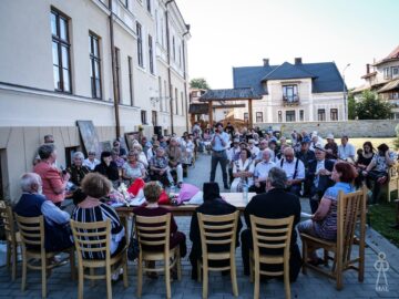 Lucrări cu o semnificație aparte pentru comunitatea câmpulungeană, lansate recent la Muzeul Arta Lemnului