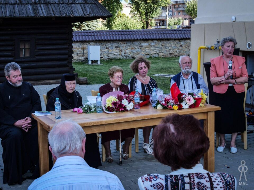 Lucrări cu o semnificație aparte pentru comunitatea câmpulungeană, lansate recent la Muzeul Arta Lemnului