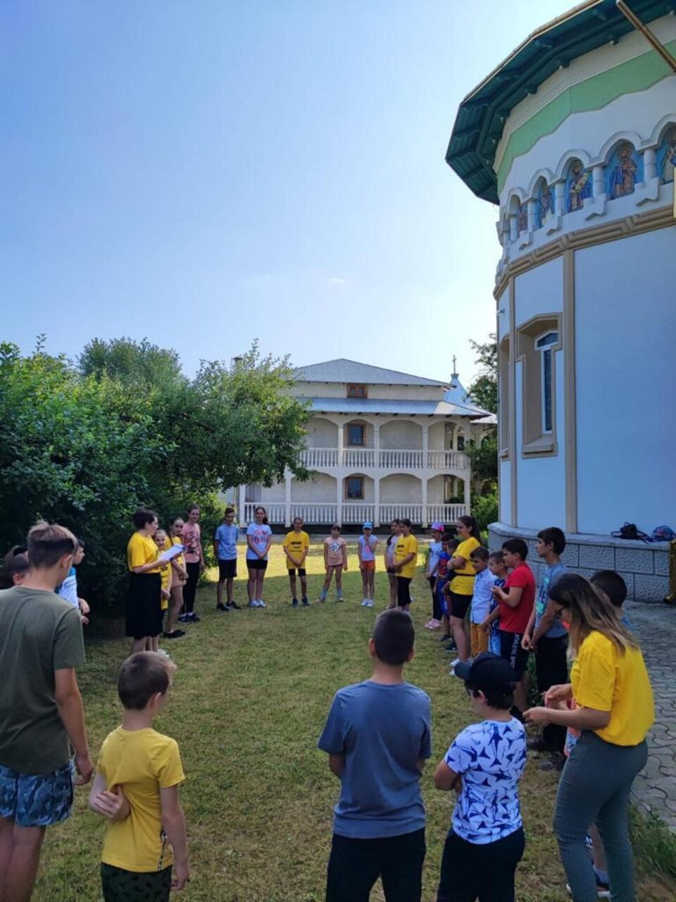 70 de copii din zona Fălticeni au participat la tabăra „Binele tău e al meu”