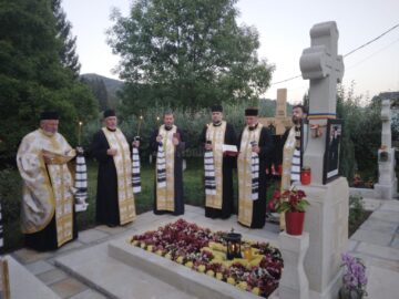 Parastas pentru Stavrofora Irina Pântescu, întâia stareță a Mănăstirii Voroneț, în ajunul sărbătorii Sf. Mare Mucenic și Tămăduitor Pantelimon