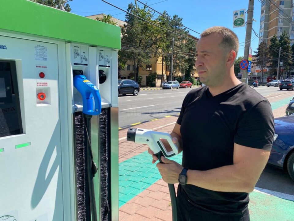 Numărul punctelor de încărcare a mașinilor electrice a crescut la 42 în municipiul Suceava Numărul punctelor de încărcare a mașinilor electrice a crescut la 42 în municipiul Suceava