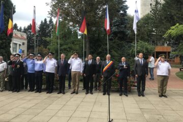 Ziua Imnului Național a fost sărbătorită în Piața Tricolorului din Suceava