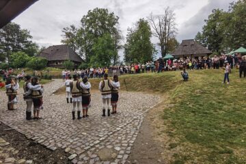 Aproape 8.500 de vizitatori au venit la Muzeul Satului Bucovinean, în perioada evenimentului „Lume, lume... hai la târg!”