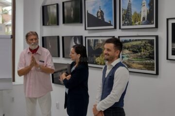 Expoziția „Firul Vieții”, semnată de Sebastian Vasile Luca, la Galeria Zamca