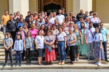 Pelerinaj în Ardeal, Oltenia și Muntenia, organizat de ASCOR Suceava, pentru 58 de persoane din județ