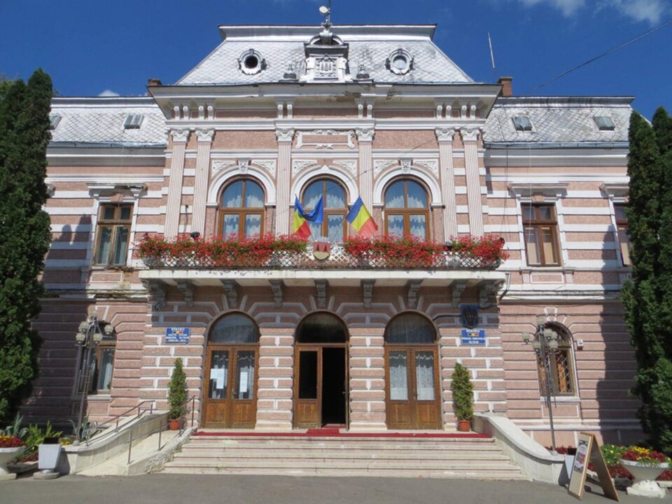 Primăria Fătliceni va fi reabilitată printr-un proiect finanțat prin PNRR