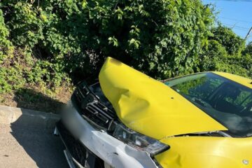 Femeie transportată la spital după o tamponare pe Serpentine