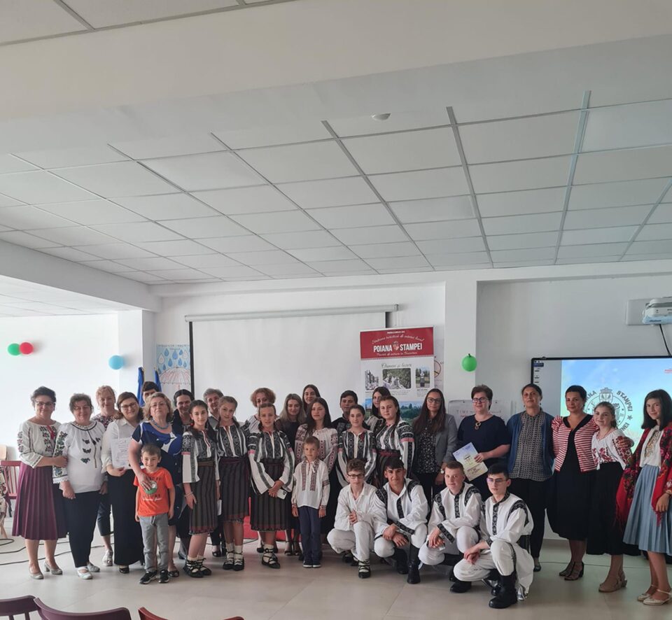 „Educație de calitate prin valori multiculturale”, la Școala Gimnazială Poiana Stampei
