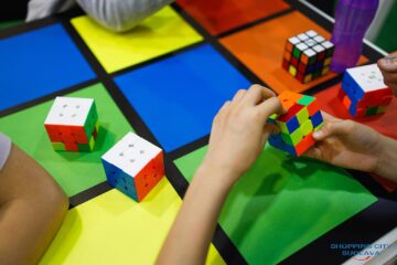 Ateliere de cub Rubik 3x3 pentru începători, la Shopping City Suceava