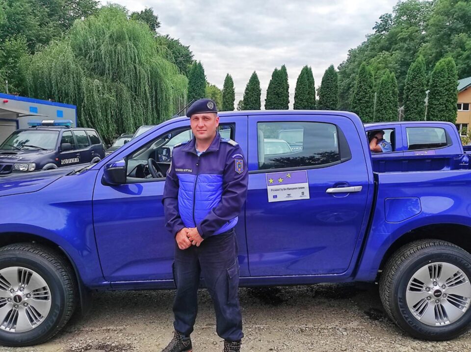 Jandarmeria Suceava a primit șase autospeciale pentru misiuni montane