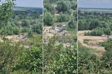 Gunoiul adunat din comuna Bosanci, aruncat de angajații primăriei în lunca râului Suceava
