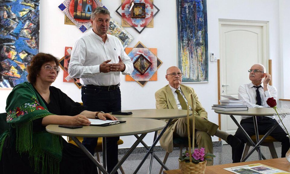 Spațiul muzeal „Ecaterina și Grigore Ilisei”, inaugurat la Biblioteca Municipală „Eugen Lovinescu” Fălticeni Spațiul muzeal „Ecaterina și Grigore Ilisei”, inaugurat la Biblioteca Municipală „Eugen Lovinescu” Fălticeni