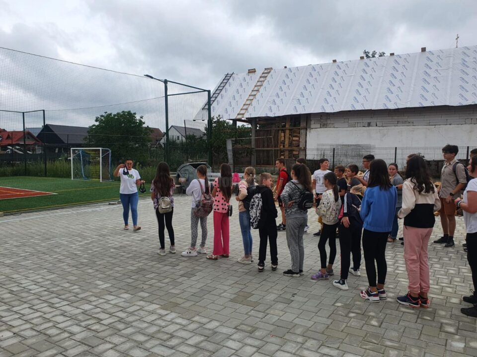 Polițiștii au ”descins” la școala de vară pentru copiii de etnie ucraineană