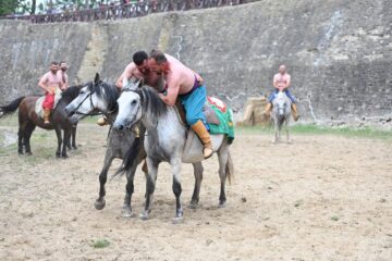 Atmosfera vremurilor de altădată a cuprins Cetatea de Scaun