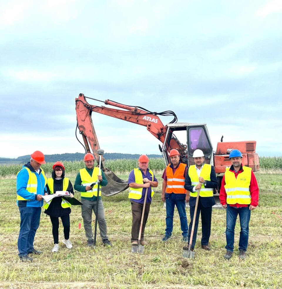 Inaugurare lucrărilor pentru rețelele de apă și canalizare la Mitocu Dragomirnei