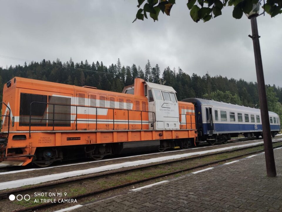 Tren Suceava Putna