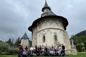Tabără la Mănăstirea Putna, a Asociației Studenților Creștinilor Ortodocși Suceava