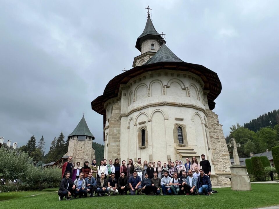 Tabără la Mănăstirea Putna, a Asociației Studenților Creștinilor Ortodocși Suceava