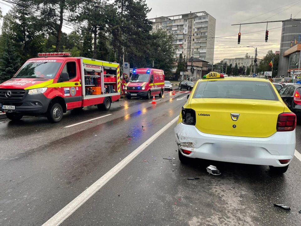 Autoturismul ieșit în decor