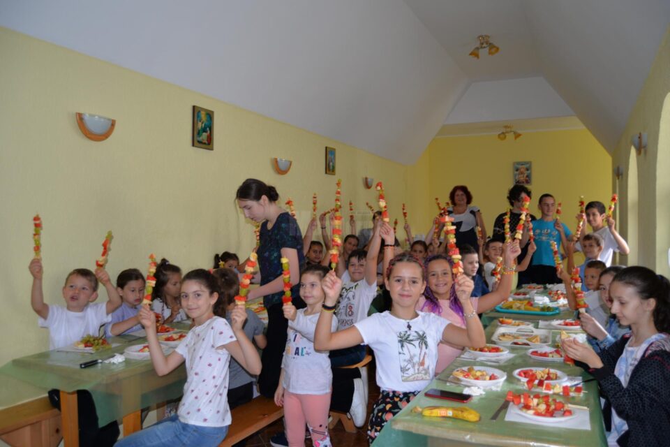 Școala de vară, la Parohia „Acoperământul Maicii Domnului” Suceava